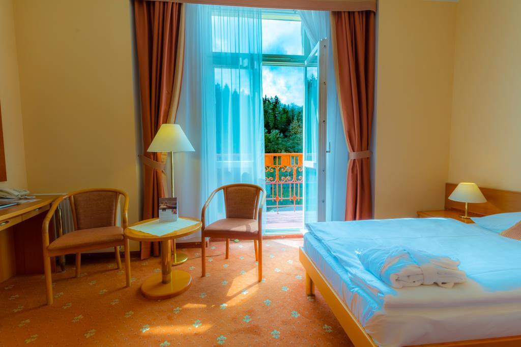 Ensana Hvězda - Imperiál - Neapol Hotel Mariánské Lázně Exterior foto